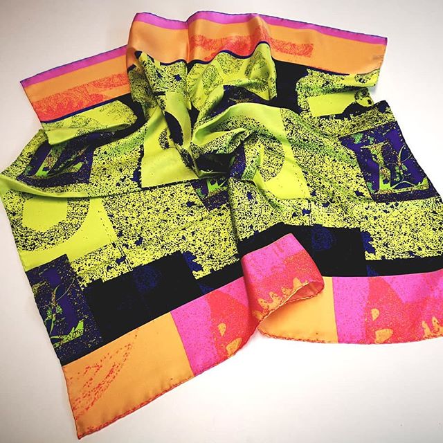 The Signature Print Silk Square